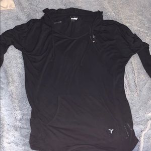 Thin athletic sweatshirt